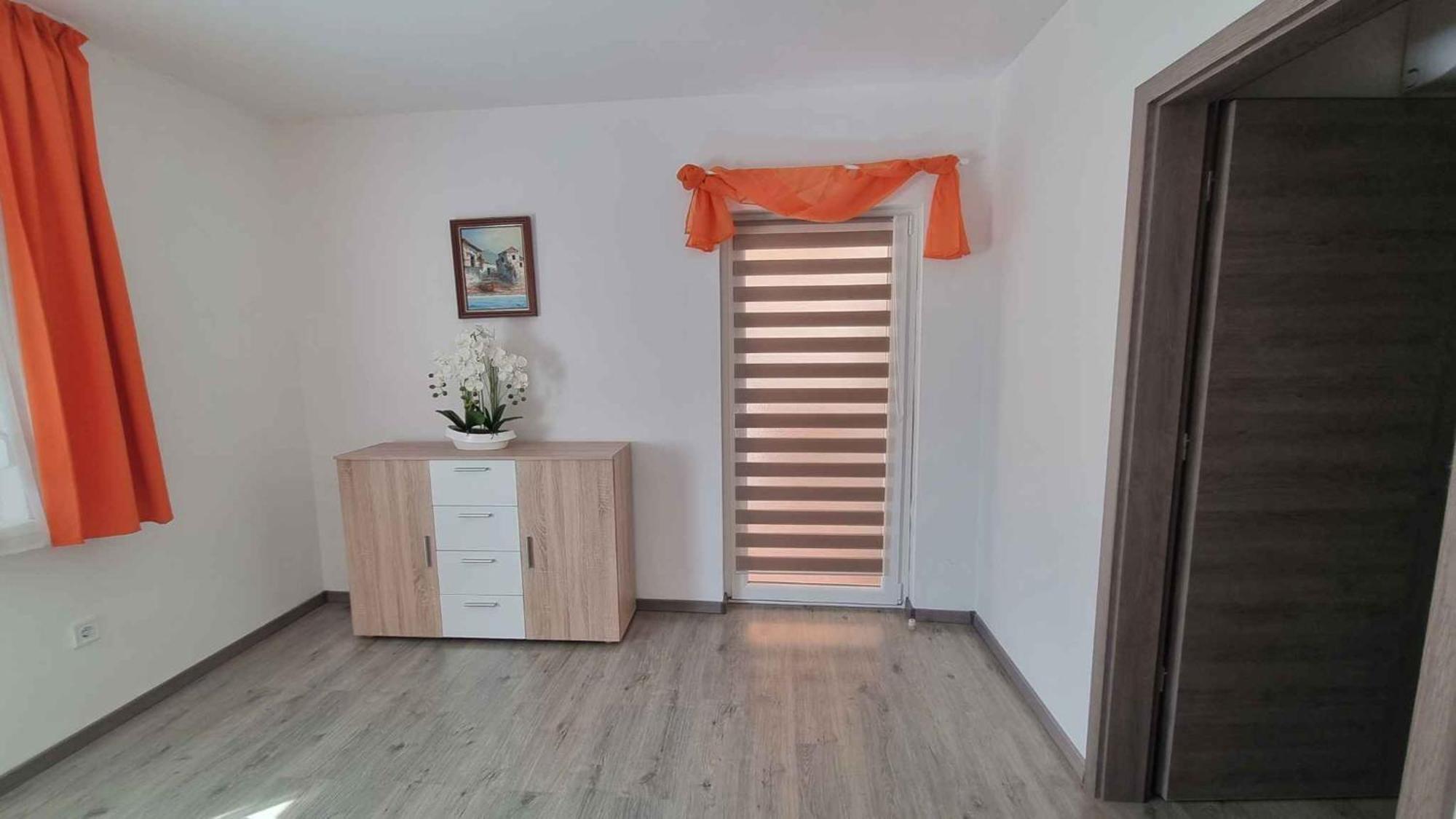 Apartment In Balatonlelle 40765 Eksteriør bilde